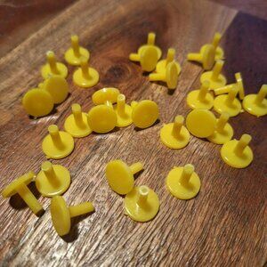 Squares Dot Game Replacement Pieces Yellow‎ Circle Minnesota USA Fun Family